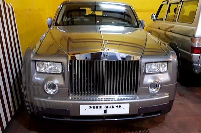 A Rollce Royce car seized by Enforcement Directorate from the promoters of HDIL in the PMC bank case, in New Delhi on Sunday, October 7, 2019. (ANI ) A Rollce Royce car seized by Enforcement Directorate from the promoters of HDIL in the PMC bank case, in New Delhi on Sunday, October 7, 2019. (ANI )