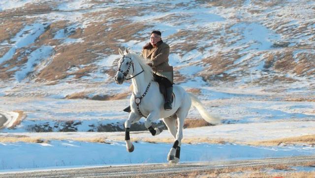 North Korean leader Kim Jong Un rides a horse during snowfall in Mount Paektu in this image released by North Korea's Korean Central News Agency (KCNA) on October 16, 2019. (REUTERS) North Korean leader Kim Jong Un rides a horse during snowfall in Mount Paektu in this image released by North Korea's Korean Central News Agency (KCNA) on October 16, 2019. (REUTERS)