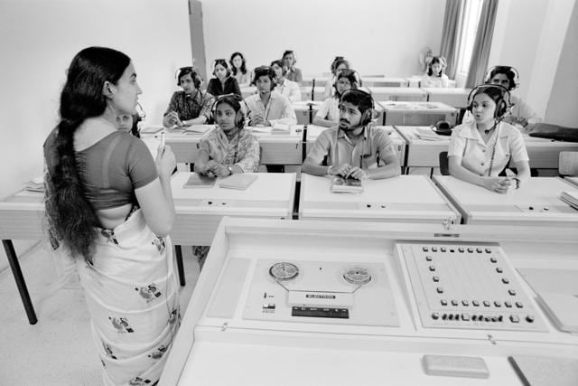 Students learning German at Goethe-Institut Mumbai in 1973. (Michael Friedel) Students learning German at Goethe-Institut Mumbai in 1973. (Michael Friedel)