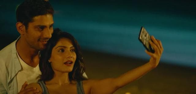 Prateik Babbar and Ishita Raj Sharma in a still from Yaaram.