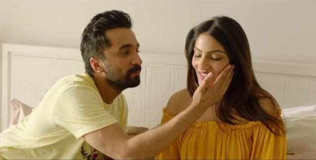 A still from Yaaram.
