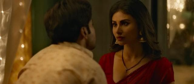 There’s absolute zero chemistry between Rajkummar and Mouni as a married couple.