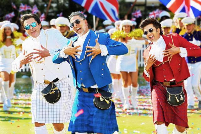 Bobby Deol, Akshay Kumar and Riteish Deshmukh in a still from Housefull 4 song Ek Chumma. Bobby Deol, Akshay Kumar and Riteish Deshmukh in a still from Housefull 4 song Ek Chumma.