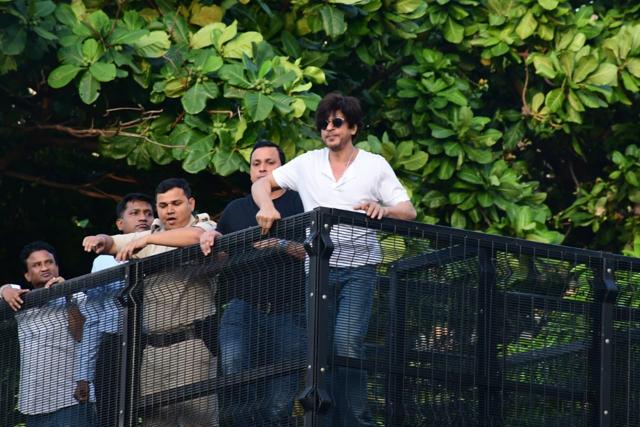 Shah Rukh Khan celebrates his 54th birthday with fans as he greets them outside his Mumbai residence, Mannat. (Varinder Chawla) Shah Rukh Khan celebrates his 54th birthday with fans as he greets them outside his Mumbai residence, Mannat. (Varinder Chawla)