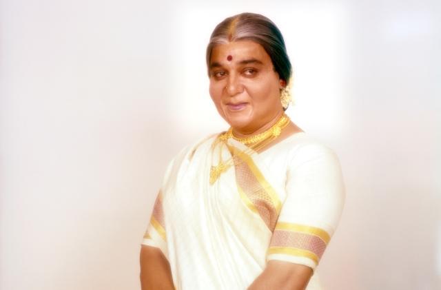 Kamal Haasan played an older woman on-screen in Chachi 420 (1997) Kamal Haasan played an older woman on-screen in Chachi 420 (1997)