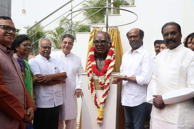 Rajinikanth and Kamal Haasan unveiling K Balachander’s bust. Rajinikanth and Kamal Haasan unveiling K Balachander’s bust.