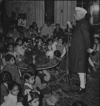 Jawaharlal Nehru addresses Indian Children at the Indian Embassy in Washington on December 26, 1956 . (HT Archives) Jawaharlal Nehru addresses Indian Children at the Indian Embassy in Washington on December 26, 1956 . (HT Archives)