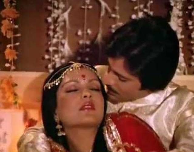 Zeenat Aman and Pankaj Parashar in Insaaf Ka Taraazu.