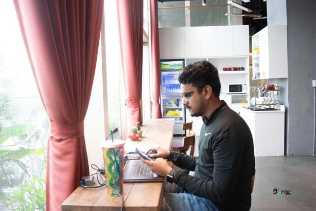 Akshay Dalvi, a consulting sales executive from Nagpur, went on a co-work-cation to Vietnam and Thailand via TraWork. He said the infrastructure all checked out, but co-work-cationers should prepare to meet a lot of new people. Akshay Dalvi, a consulting sales executive from Nagpur, went on a co-work-cation to Vietnam and Thailand via TraWork. He said the infrastructure all checked out, but co-work-cationers should prepare to meet a lot of new people.
