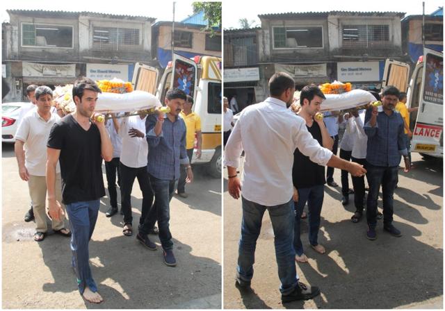 Manish Malhotra’s nephew, filmmaker Puneet, during the last rites of Manish’s dad in Mumbai on Monday. (Varinder chawla)