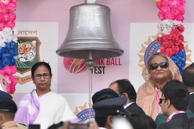 Chief Minister of West Bengal Mamata Banerjee and Prime Minister of Bangladesh Sheikh Hasina. (HT Photo/ Samir Jana) Chief Minister of West Bengal Mamata Banerjee and Prime Minister of Bangladesh Sheikh Hasina. (HT Photo/ Samir Jana)