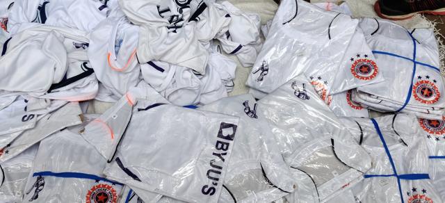 Indian jerseys for sale in Kolkata. (HT Photo/Aritra Mukherjee) Indian jerseys for sale in Kolkata. (HT Photo/Aritra Mukherjee)