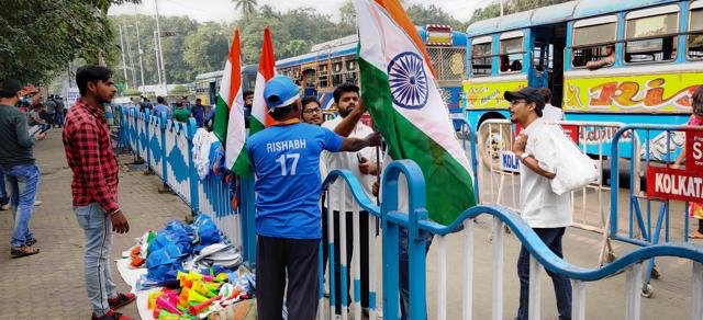 Indian Test jerseys in demand. (HT Photo/Aritra Mukherjee) Indian Test jerseys in demand. (HT Photo/Aritra Mukherjee)