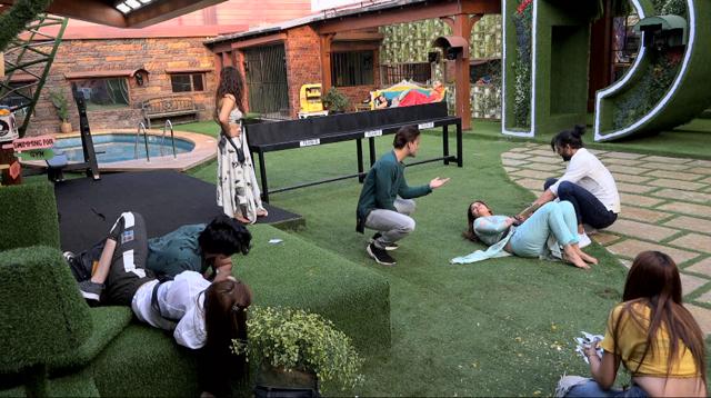 Bigg Boss 13 day 57 written update episode 57 November 28 Paras