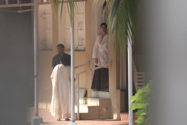Twinkle Khanna at the funeral. (Varinder Chawla) Twinkle Khanna at the funeral. (Varinder Chawla)