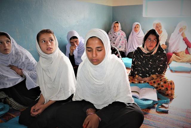 Girls studying in a school in Afghanistan. (Facebook/Swedish Committee for Afghanistan)