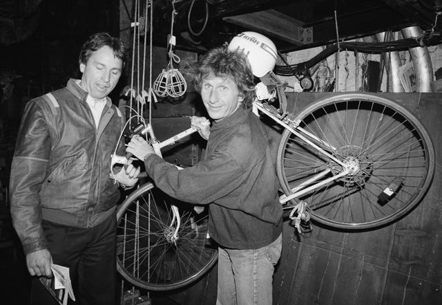 In this May 16, 1985, file photo, actor John Ritter, left, checks out the bicycle of fellow actor Rene Auberjonois, center, backstage at the Eugene O'Neill Theatre in New York following a performance of the Broadway musical, Big River: The Adventures of Huckleberry Finn. (AP) In this May 16, 1985, file photo, actor John Ritter, left, checks out the bicycle of fellow actor Rene Auberjonois, center, backstage at the Eugene O'Neill Theatre in New York following a performance of the Broadway musical, Big River: The Adventures of Huckleberry Finn. (AP)