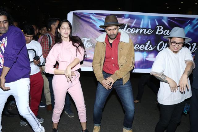 Nora Fatehi and Varun Dhawan groove to Garmi song at Mumbai airport. (Varinder Chawla) Nora Fatehi and Varun Dhawan groove to Garmi song at Mumbai airport. (Varinder Chawla)