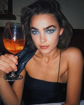 Bambi Northwood-Blyth goes bold, blue and unruly with her eyshadow. (Instagram/ tobimakeup) Bambi Northwood-Blyth goes bold, blue and unruly with her eyshadow. (Instagram/ tobimakeup)