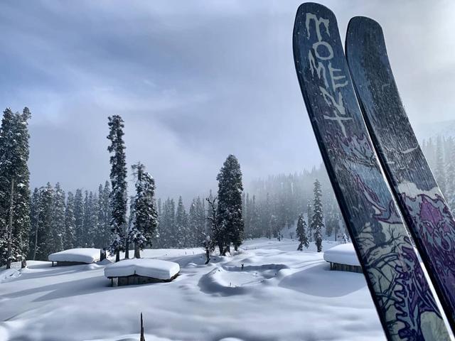 A popular shooting location for Bollywood movies is Gulmarg, Jammu and Kashmir. (Instagram/ jktourismofficial) A popular shooting location for Bollywood movies is Gulmarg, Jammu and Kashmir. (Instagram/ jktourismofficial)