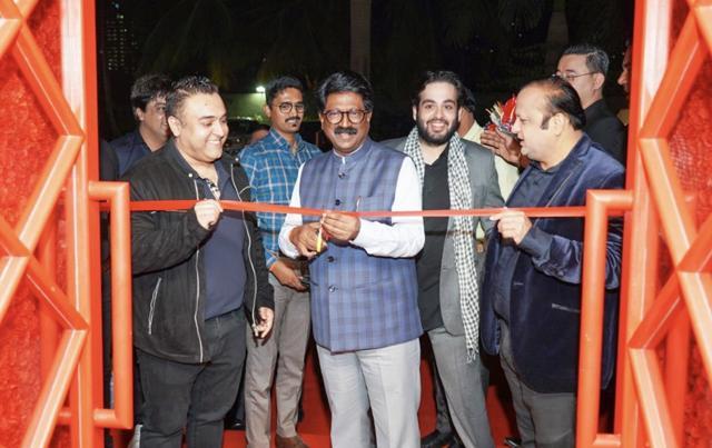 Zorawar Kalra, Arvind Sawant and Asif Bamla. Zorawar Kalra, Arvind Sawant and Asif Bamla.