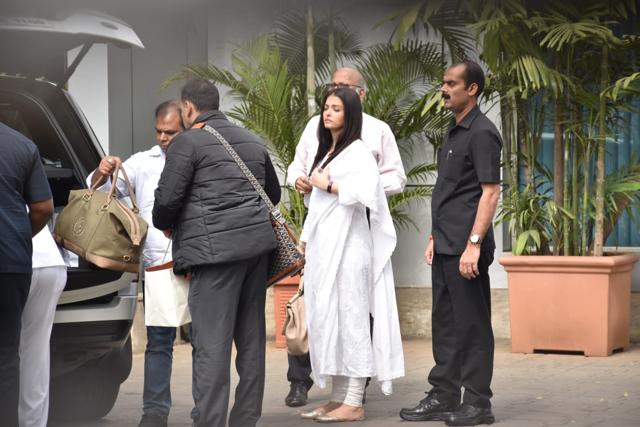 Aishwarya Rai is on her way to Delhi to attend Ritu Nanda’s funeral. Aishwarya Rai is on her way to Delhi to attend Ritu Nanda’s funeral.