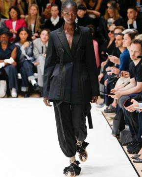 JW Anderson SS20 featured larger silhouettes and flowing ribbons for powersuits. (Instagram/ jw_anderson) JW Anderson SS20 featured larger silhouettes and flowing ribbons for powersuits. (Instagram/ jw_anderson)