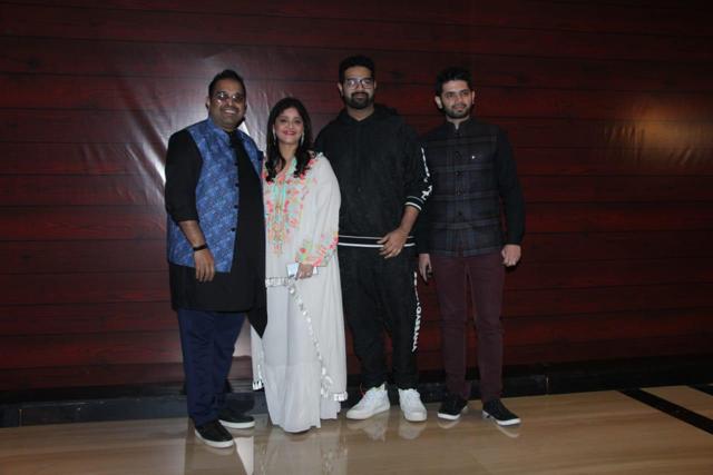 Shankar Mahadevan arrives for the bash. (Varinder Chawla)