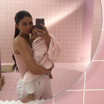 The mother daughter duo looked pretty in pink, going natural. (Instagram/ kyliejenner)