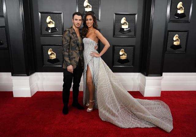Kevin Jonas and Danielle Jonas at the red carpet. (REUTERS) Kevin Jonas and Danielle Jonas at the red carpet. (REUTERS)