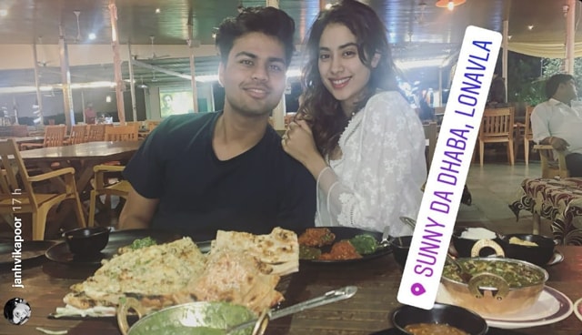 Janhvi Kapoor dining with Akshat Rajan.