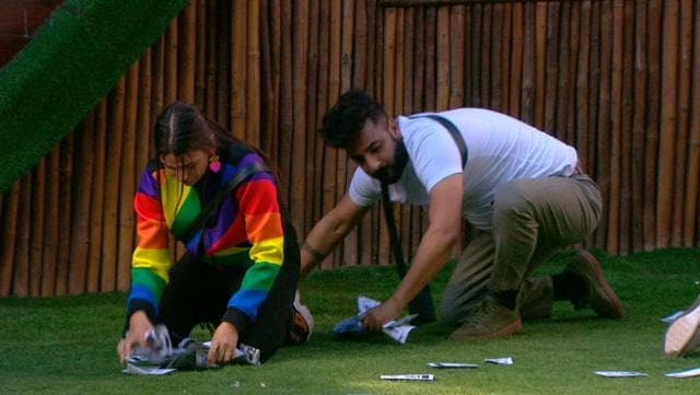 Bigg Boss 13 Weekend Ka Vaar written update day 125 February 1