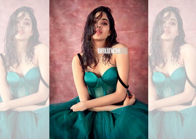 According to Janhvi, her religious side has never become a talking point among her friends. Dress; Maë Paris (The House of Pixels) According to Janhvi, her religious side has never become a talking point among her friends. Dress; Maë Paris (The House of Pixels)