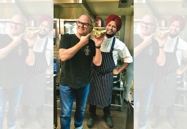 Heston Blumenthal showcases the naan made by him in the tandoor at Manish Mehrotra’s Indian Accent Heston Blumenthal showcases the naan made by him in the tandoor at Manish Mehrotra’s Indian Accent