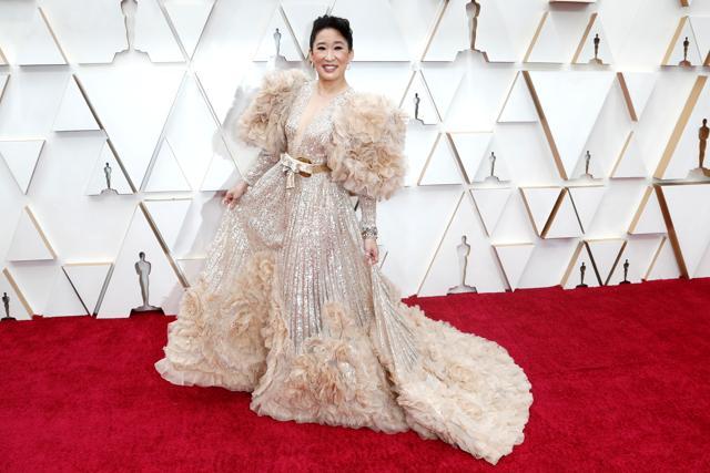 Sandra Oh in Elie Saab poses on the red carpet during the Oscars arrivals at the 92nd Academy Awards. (REUTERS) Sandra Oh in Elie Saab poses on the red carpet during the Oscars arrivals at the 92nd Academy Awards. (REUTERS)