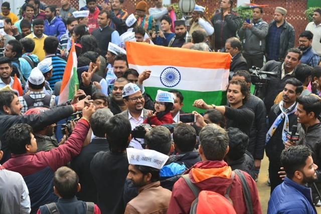 Amidst other supporters of AAP. (HT Photos) Amidst other supporters of AAP. (HT Photos)