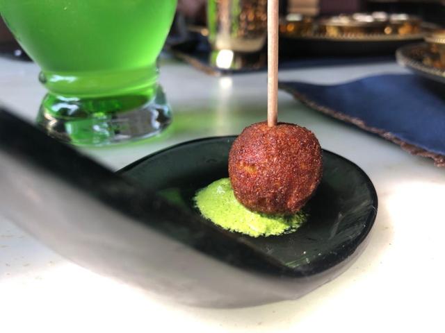 The small, rounded goli kababs were gently spiced and packed with flavour. I must have demolished at least 30. You can pop two or three in your mouth at a time! The small, rounded goli kababs were gently spiced and packed with flavour. I must have demolished at least 30. You can pop two or three in your mouth at a time!