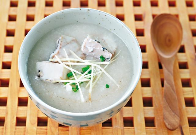 Many people like fish in their congee and at fancier hotels, there are prawns or shellfish (Shutterstock) Many people like fish in their congee and at fancier hotels, there are prawns or shellfish (Shutterstock)