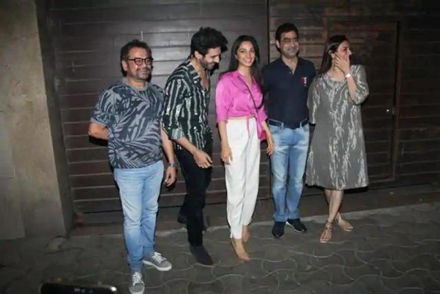 Bhool Bhoolaiyya 2 team parties ahead of the next shooting schedule. (Varinder Chawla) Bhool Bhoolaiyya 2 team parties ahead of the next shooting schedule. (Varinder Chawla)