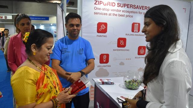 Mayor of Mumbai, Smt Kishori Pednekar visiting the ZipGrid stall (Digpu) Mayor of Mumbai, Smt Kishori Pednekar visiting the ZipGrid stall (Digpu)