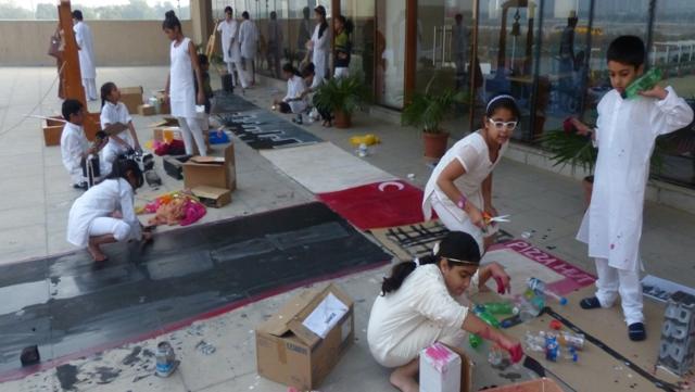 Schoolchildren participate at a Junoon event (Photo: Junoon) Schoolchildren participate at a Junoon event (Photo: Junoon)