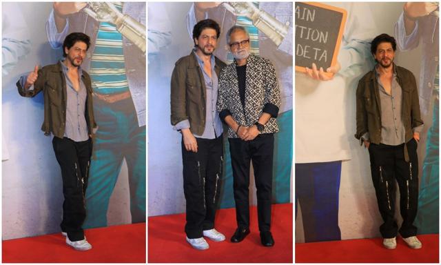 Shah Rukh poses with Sanjay Mishra. Shah Rukh poses with Sanjay Mishra.