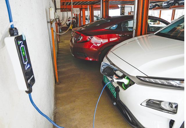 With the right driving technique or hypermiling, an EV can go a truly long way on a single charge With the right driving technique or hypermiling, an EV can go a truly long way on a single charge