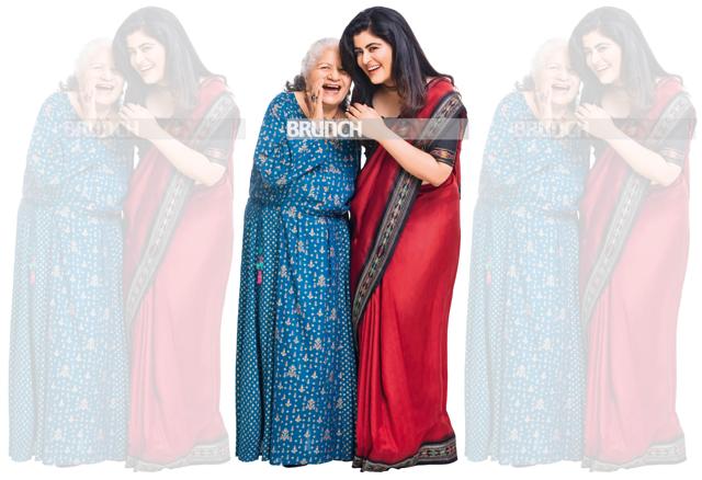 On Sudesh: Maxi dress, W For Woman; necklace, Anokhi; On Tany: Sari, Nalli; jewellery, Malabar Jewellers; Styling: Shamali Singh (Shivamm Paathak )