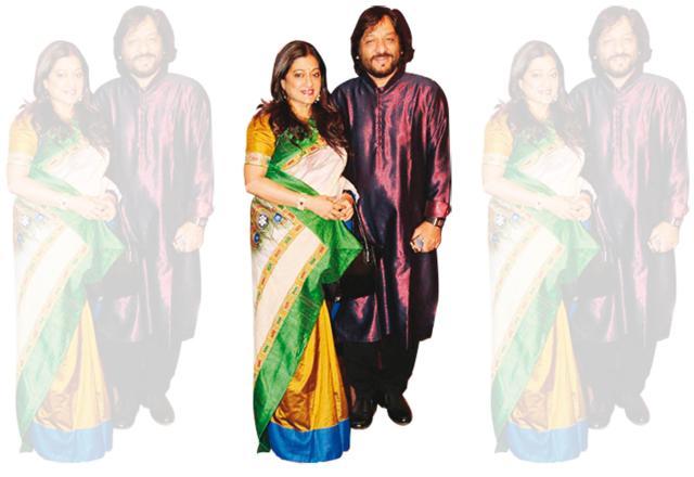 Sunali and Roopkumar Rathod have been married for 28 years Sunali and Roopkumar Rathod have been married for 28 years