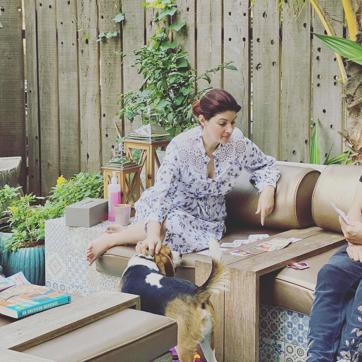 Actor and author Twinkle Khanna enjoys a round of Uno at her garden (Photo: Instagram/twinklekhanna) Actor and author Twinkle Khanna enjoys a round of Uno at her garden (Photo: Instagram/twinklekhanna)