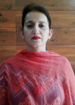 Bhavna Vikram Pandit, principal of NM Jain Girls Senior Secondary School, Ludhiana, is utilising the curfew to teach her two daughters moral values. Bhavna Vikram Pandit, principal of NM Jain Girls Senior Secondary School, Ludhiana, is utilising the curfew to teach her two daughters moral values.