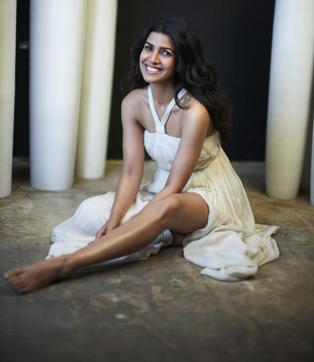 Actor Nimrat Kaur, says, “I don’t take on that kind of stress. I tune in when I have something to share and I plug out when I want to. “ (Photo: Rid Burman) Actor Nimrat Kaur, says, “I don’t take on that kind of stress. I tune in when I have something to share and I plug out when I want to. “ (Photo: Rid Burman)