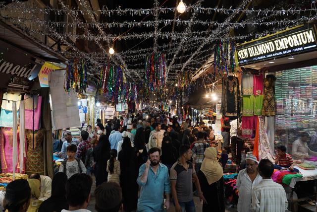 Ramzan under lockdown: The indomitable spirit of the Walled City ...