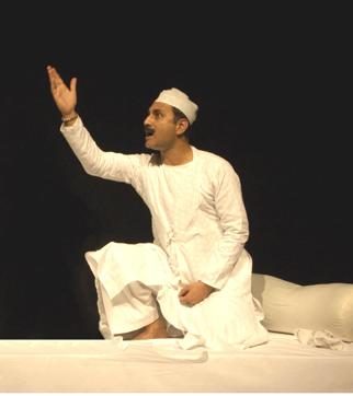 A Dastangoi performance (Courtesy the author) A Dastangoi performance (Courtesy the author)